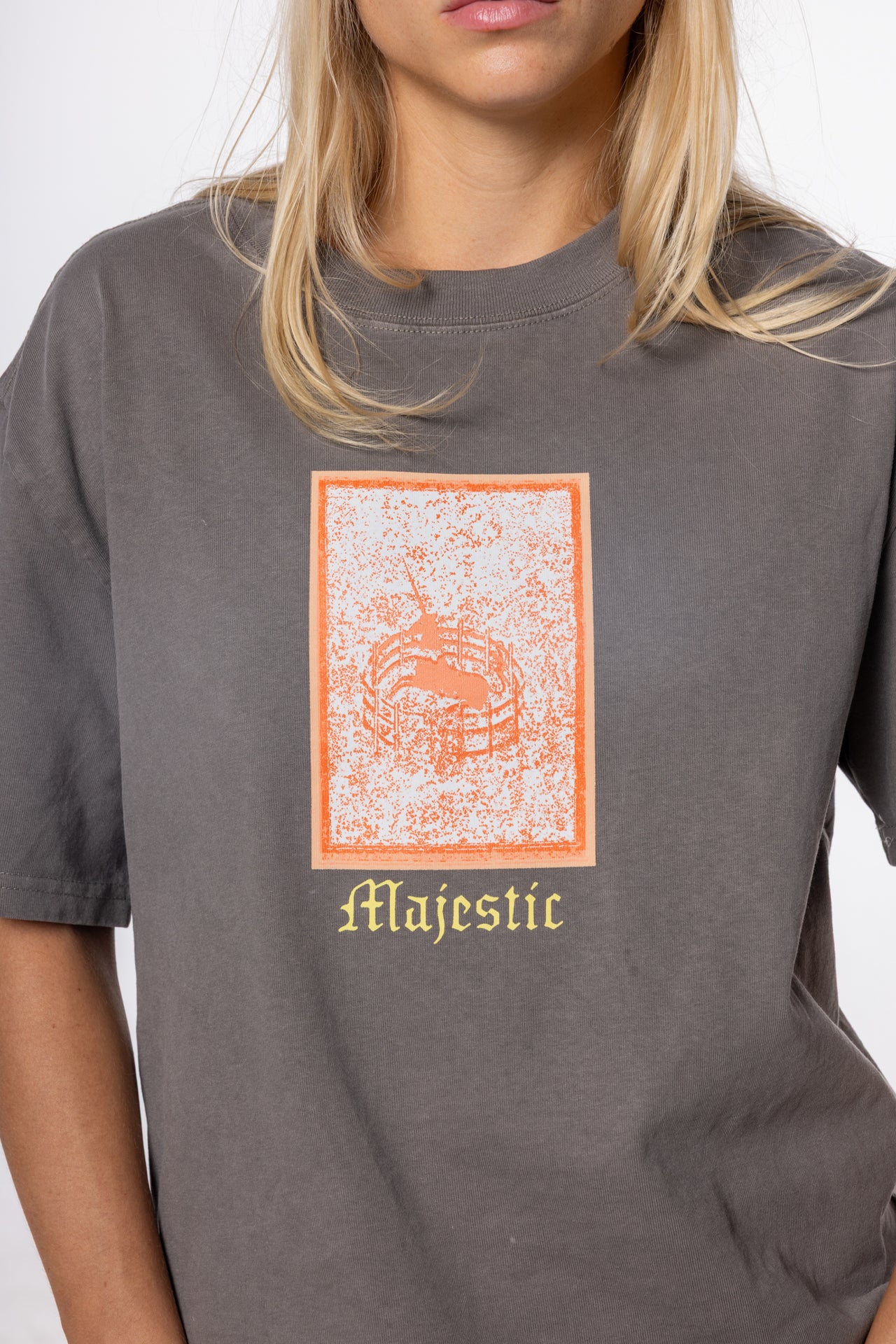 SHOP TEE